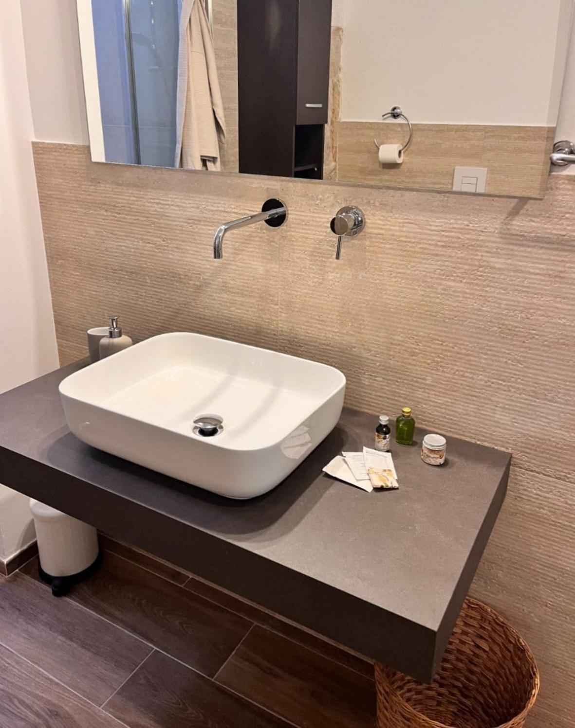Vita Lenta Apulian Rooms トラーニ エクステリア 写真